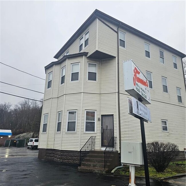 1184 Atwood Ave 1184 Atwood Ave Johnston RI 02919 Apartment Finder