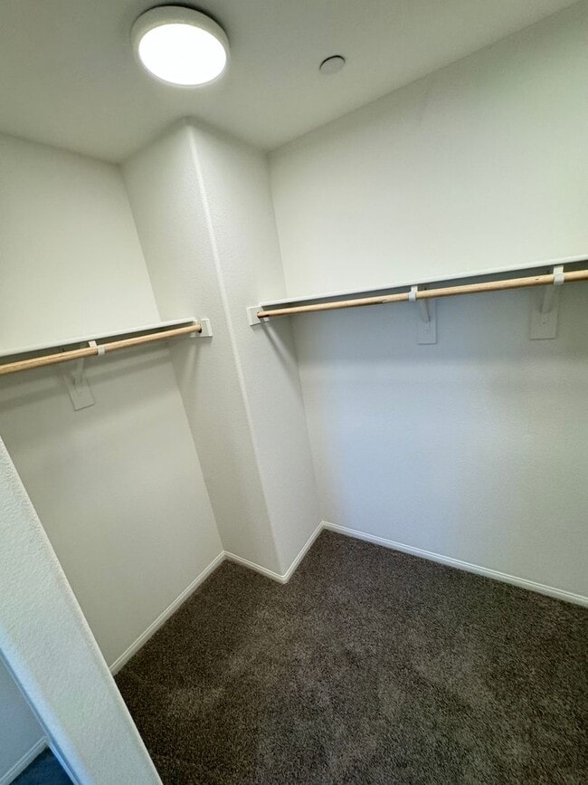 Building Photo - Charming 3-Bedroom Home with Open Layout, Balcony & Modern Finishes!