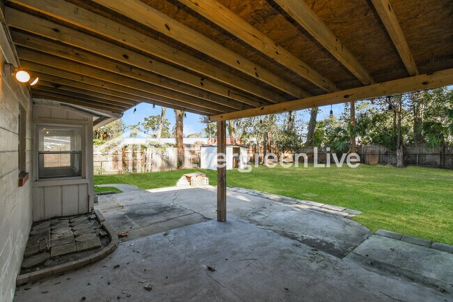 Building Photo - 2835 Belair Rd W