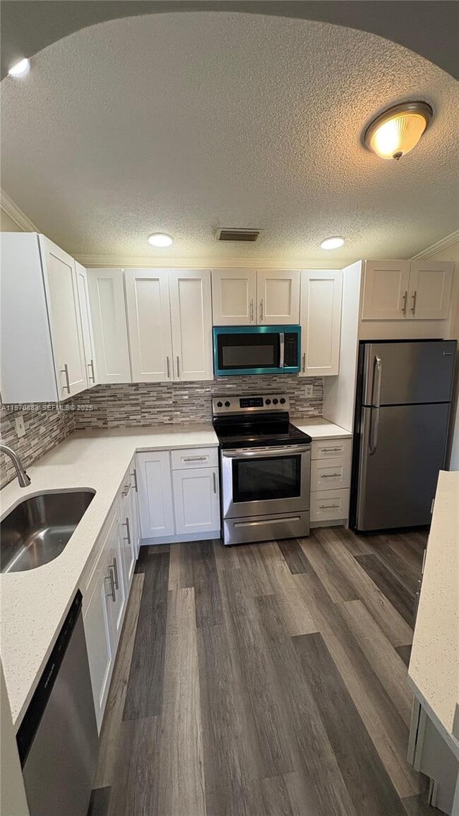 Building Photo - 9701 W Daffodil Ln