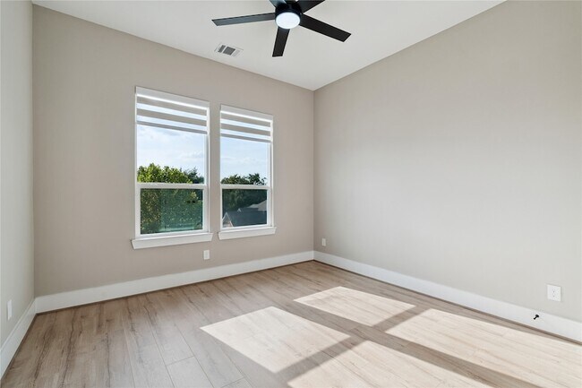 Building Photo - 4013 Griggs Rd