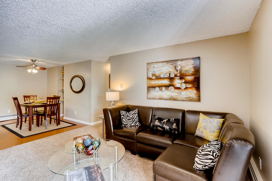 Sterling Heights, Greeley, Co. Apartments - Sterling Heights