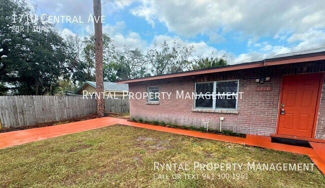 Primary Photo - 1710 Central Ave