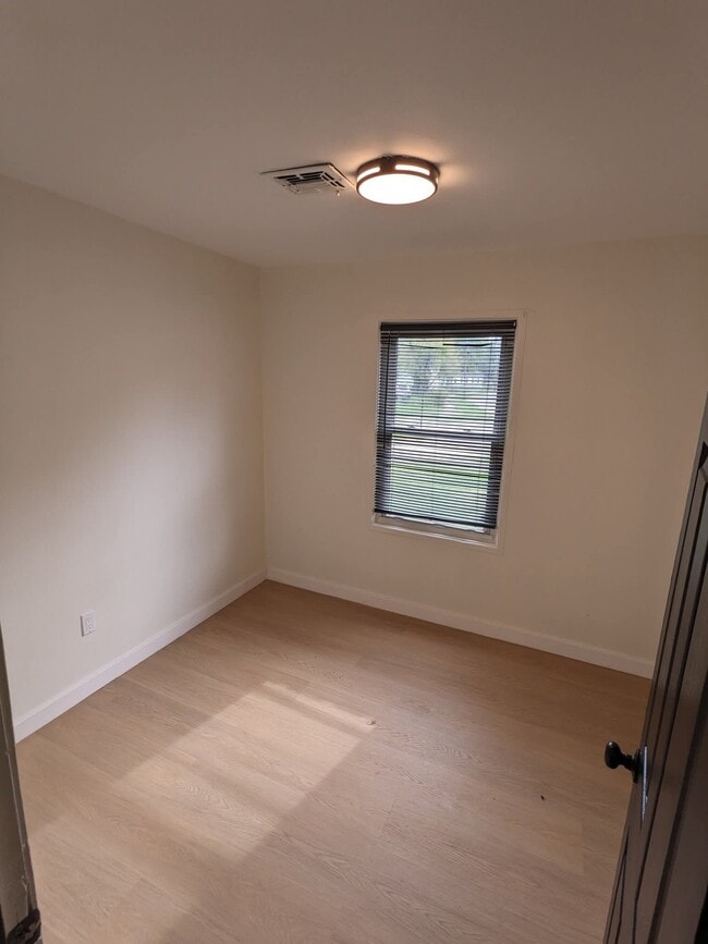 Building Photo - 9696 Adair Ct