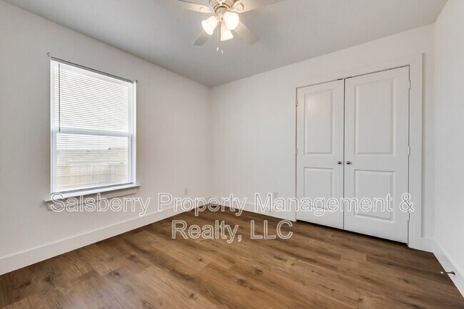 Building Photo - 168 Private Rd 2202