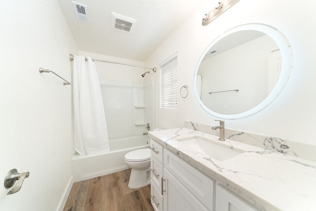 Building Photo - 26156 La Real