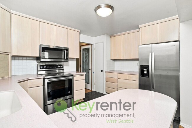 Building Photo - 924 S 226th Pl