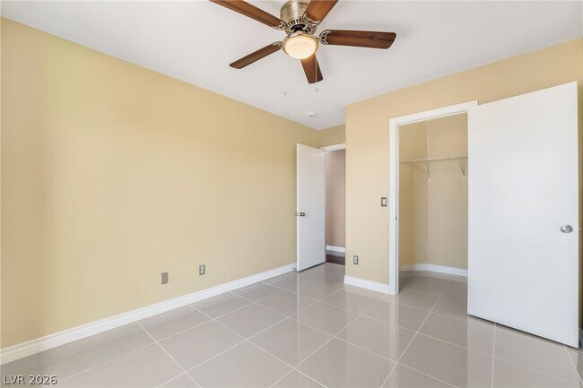 Building Photo - 4664 Deer Forest Ave