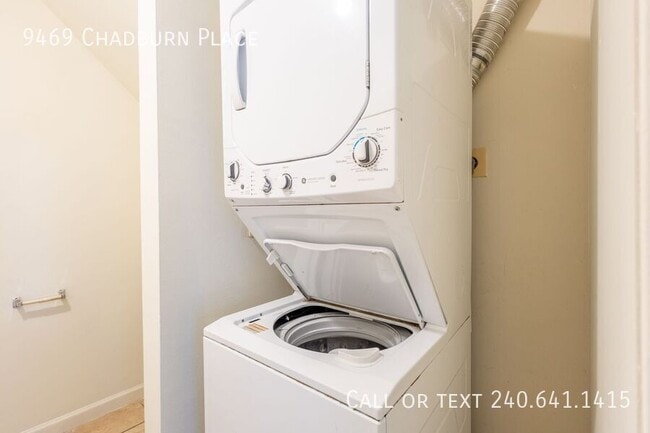 Building Photo - 9469 Chadburn Pl