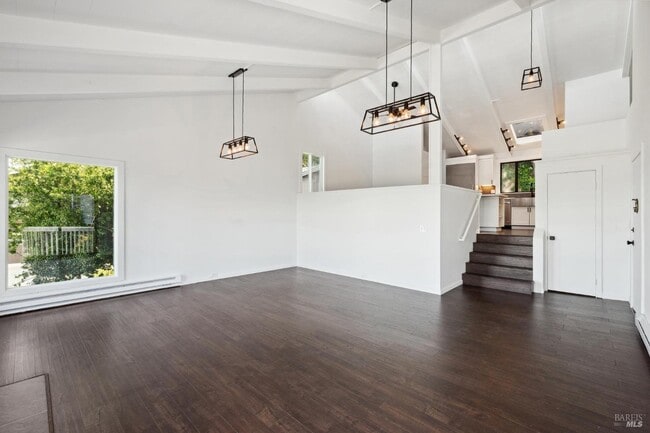 Building Photo - 31 Antilles Way