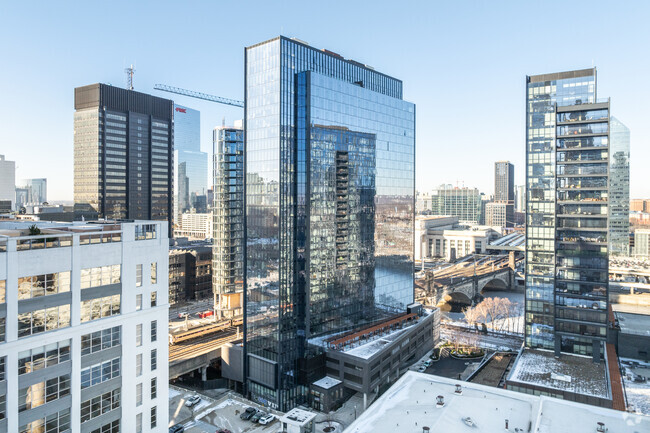 Building Photo - Riverwalk