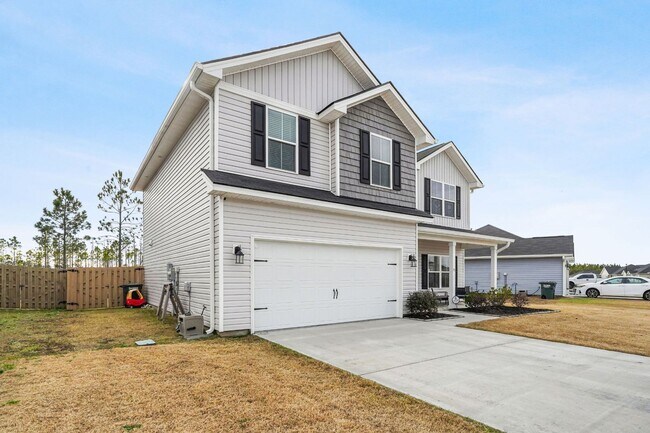 Building Photo - Like New Construction in Ludowici