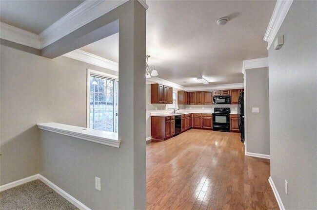 Building Photo - 3070 Centerglen Ln