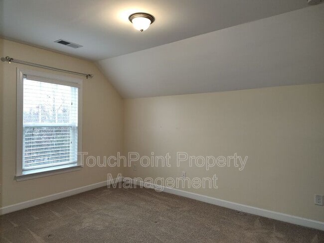 Building Photo - 4009 Oxford Mill Rd