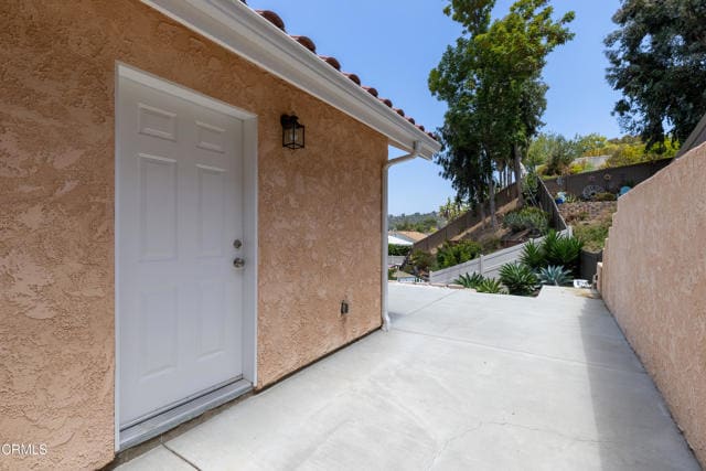 Building Photo - 661 Kickapoo Dr