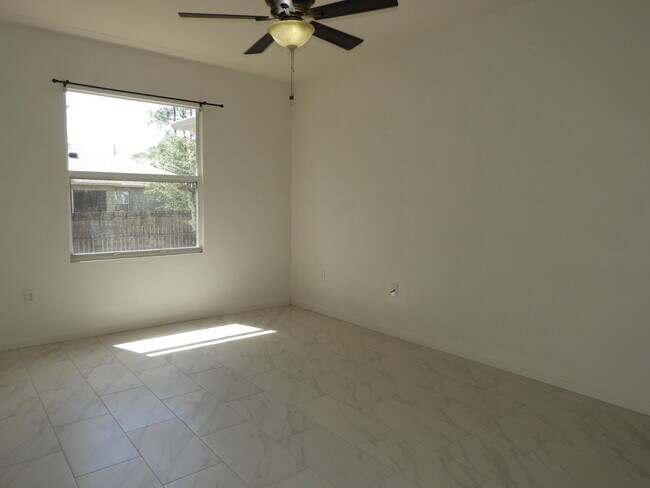 Building Photo - 3298 Slama Ave