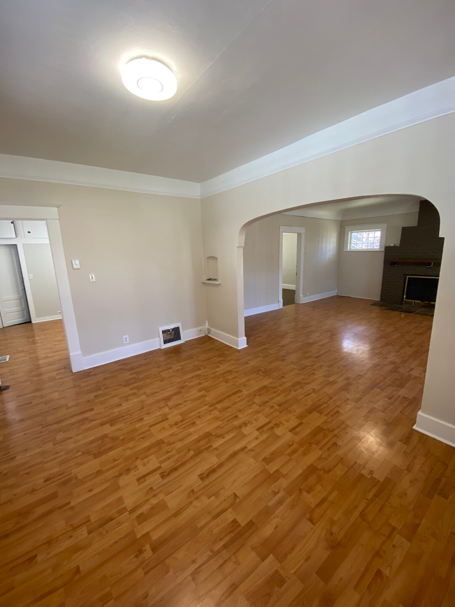 Dining Room - 430 S 8th Ave