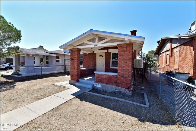 Building Photo - 3002 Louisville Ave