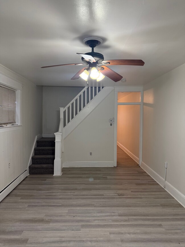 Building Photo - 130 Harvey Ave