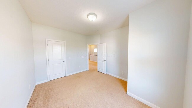 Building Photo - 5597 Lantos Rd