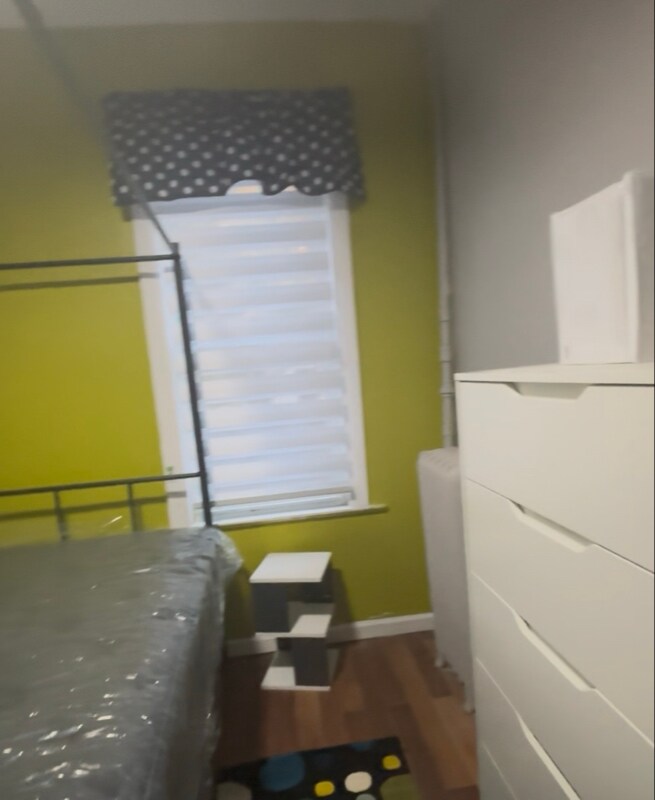 Building Photo - 228 Bayview Ave