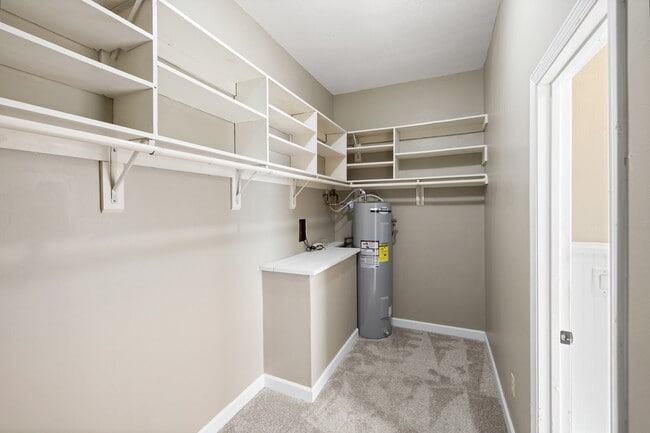 Building Photo - 1300 Windward Cir