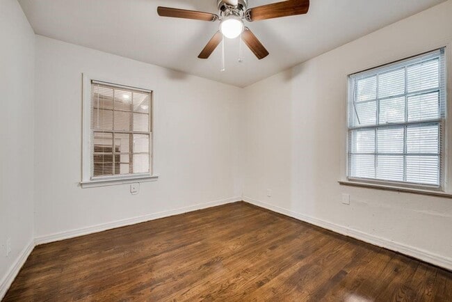 Building Photo - Charming Home in Prime Grand Prairie Locat...