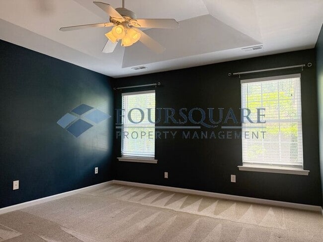 Building Photo - Spacious Ranch-Style Smart Home with Bonus Room, Sunroom , Electricity Included ! - & 2-Car Garag...