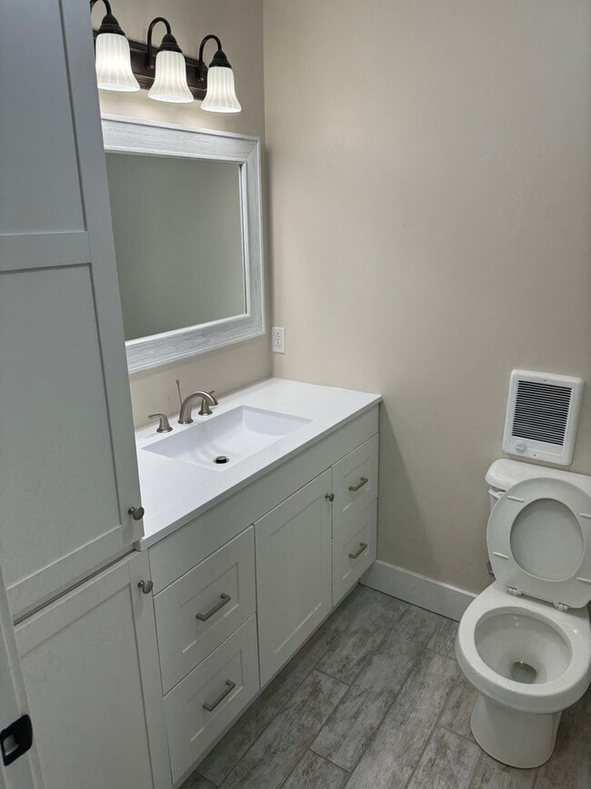 Building Photo - Spacious Townhome for rent in Rexburg