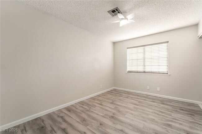 Building Photo - 603 Carleton Dr