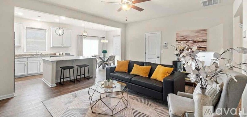 Building Photo - 3753 Yorkshire Pl