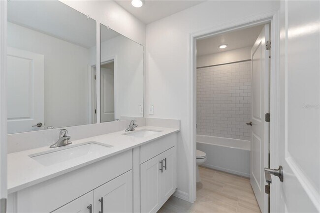 Building Photo - 13073 Empress Jewel Trl