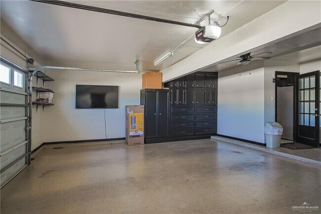 Building Photo - 45 Toronto Ave