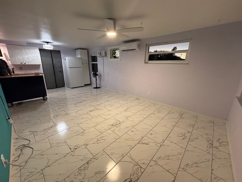 Building Photo - 10598 67th Ave