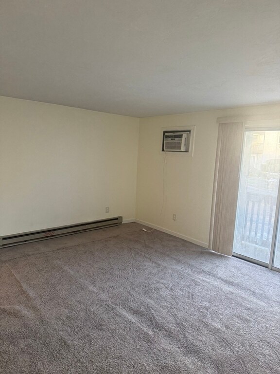 Building Photo - 11 Gibbs St