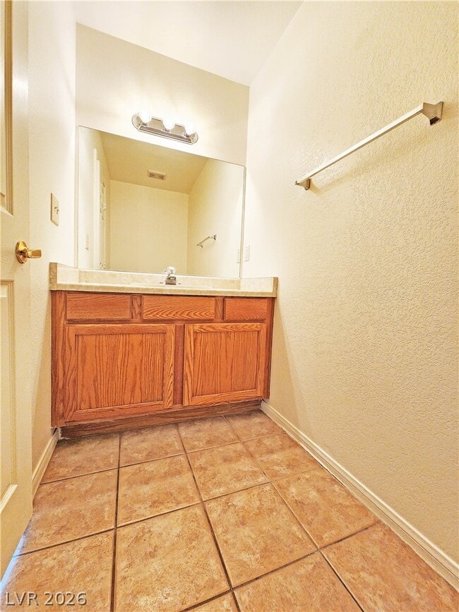 Building Photo - 1080 Karen Ct