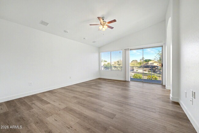 Building Photo - 7456 W Aurora Dr