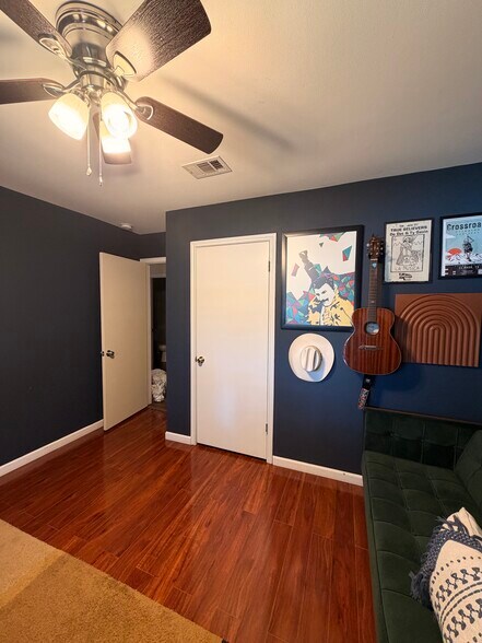 Building Photo - 11728 Maybach Dr