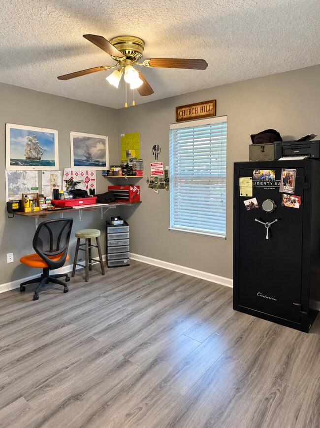 Building Photo - 663 Dallas Cir
