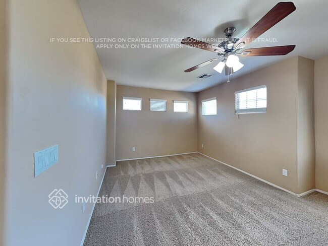 Building Photo - 1441 E Thornton Ave