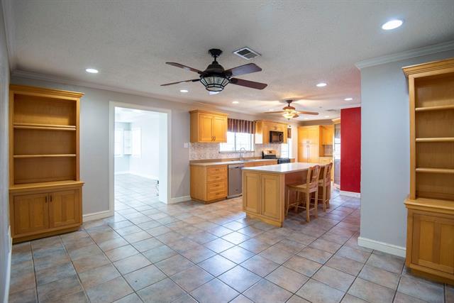 Building Photo - 2906 David Ln