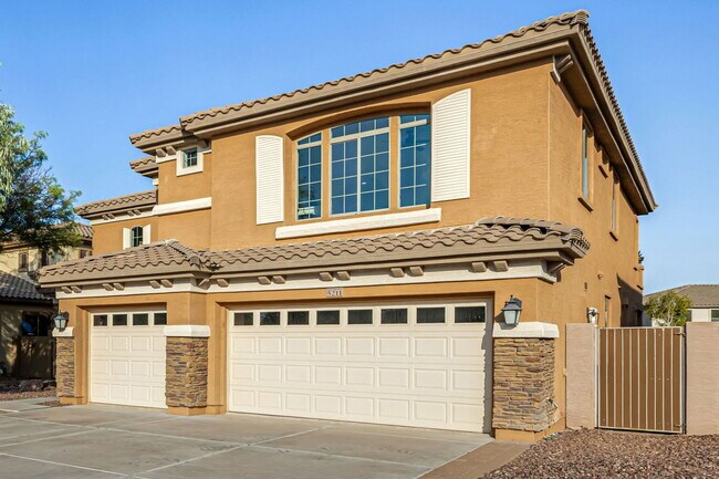 Building Photo - 5211 N 193rd Ave