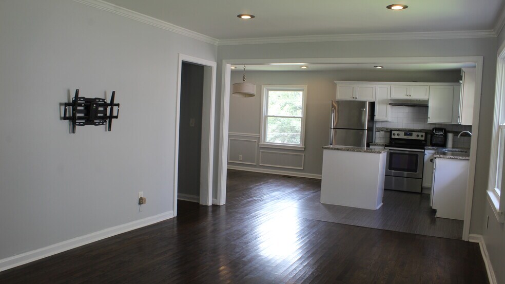 Living Room - 2637 Semmes St