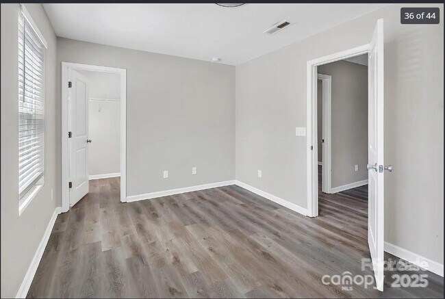 Building Photo - 2751 Bramble Ridge Ct