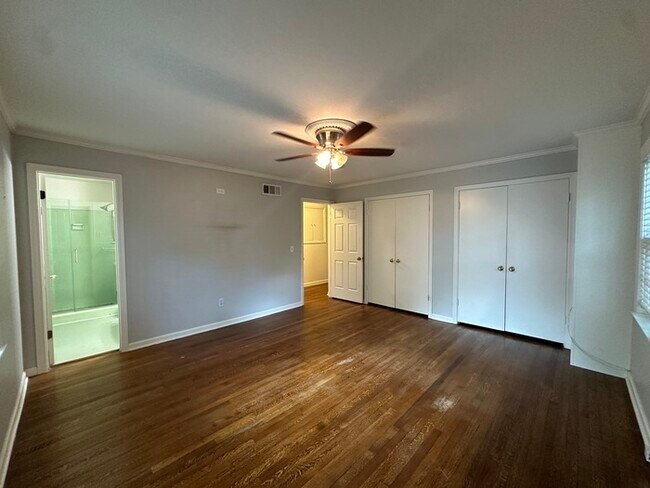 Building Photo - 5901 Brierdale Ave
