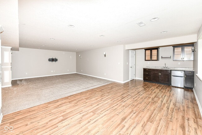 Building Photo - 14080 Knightstown Dr W