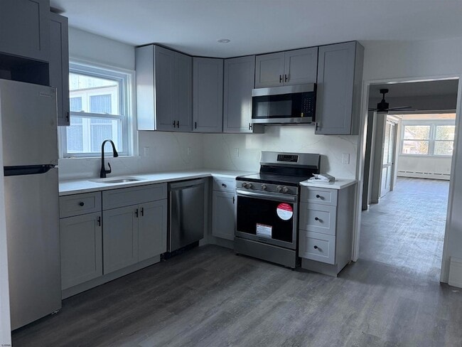 Building Photo - 228 Philadelphia Ave