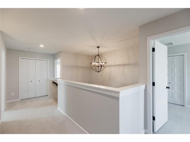 Building Photo - 1811 Fallbrooke Dr