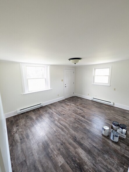 Building Photo - 840 Duke Ave