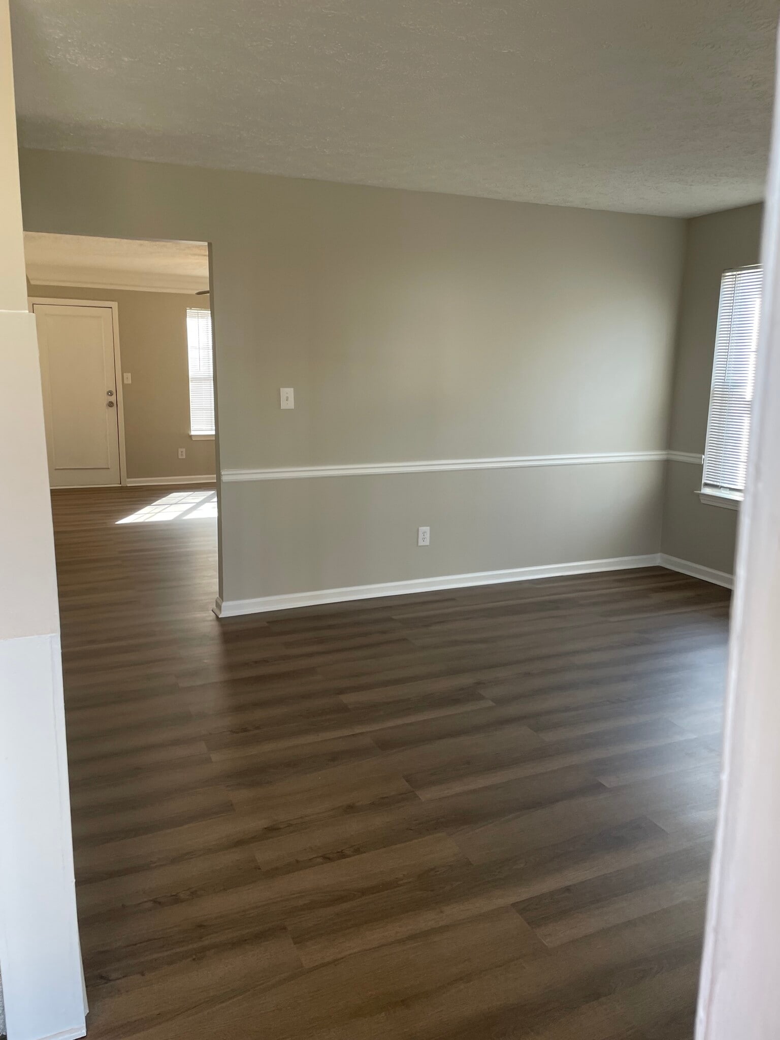 Building Photo - 1241 Ling Way
